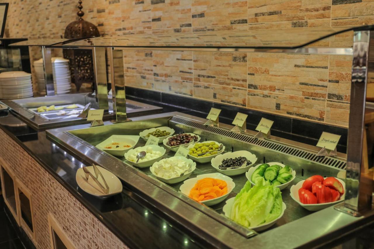 Dhafra Beach Hotel Jebel Dhanna Bagian luar foto