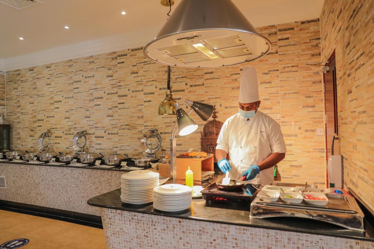 Dhafra Beach Hotel Jebel Dhanna Bagian luar foto