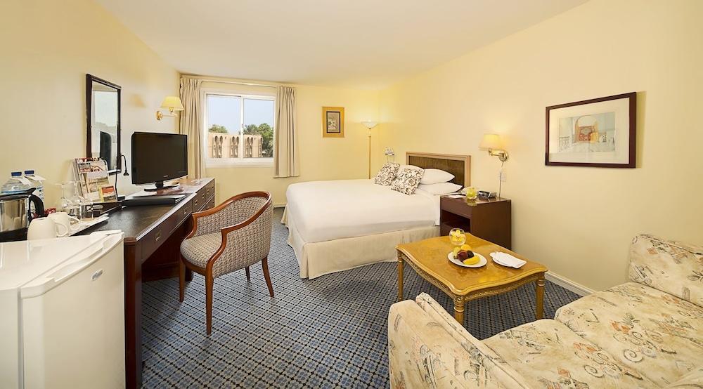 Dhafra Beach Hotel Jebel Dhanna Bagian luar foto