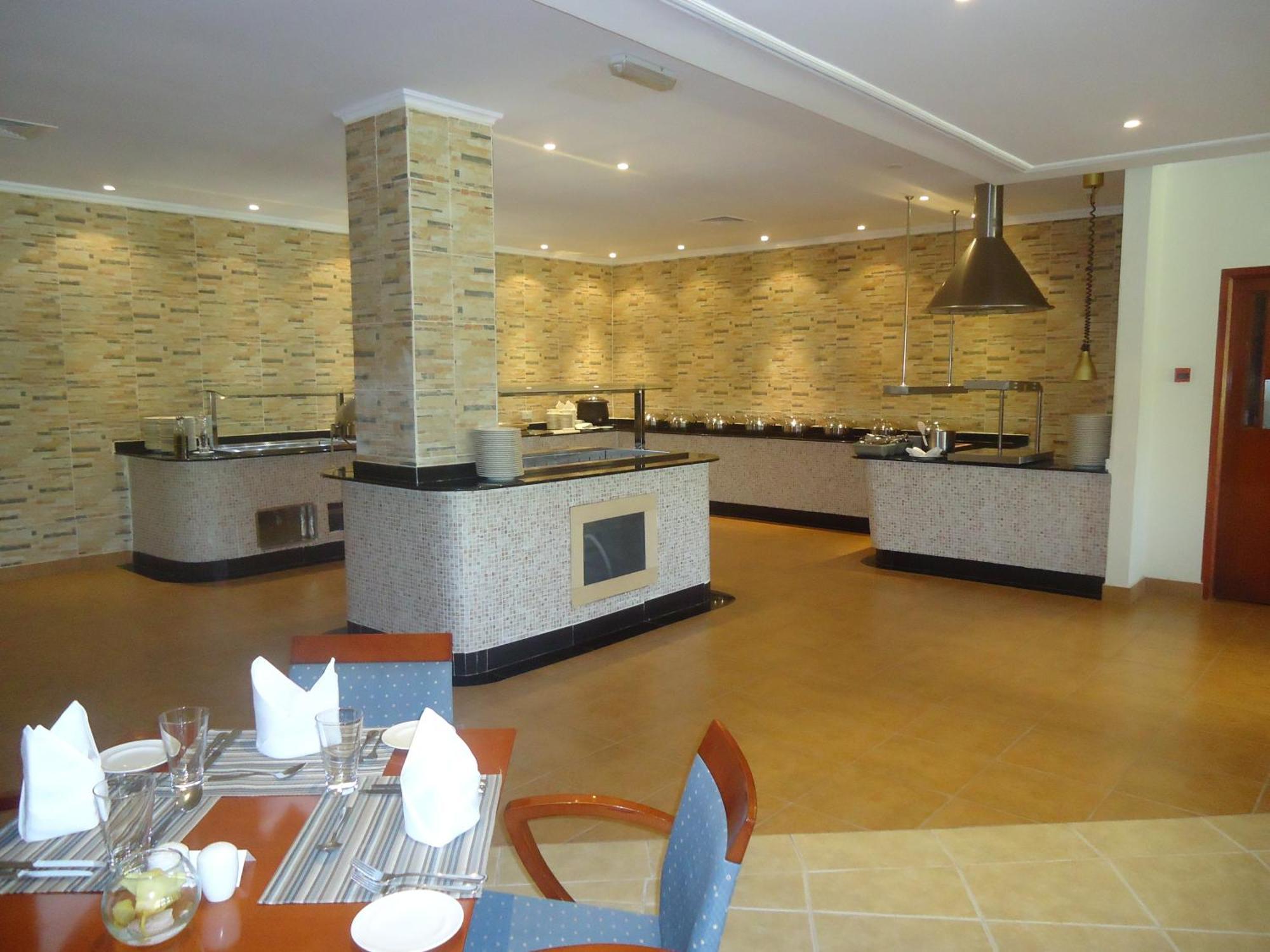 Dhafra Beach Hotel Jebel Dhanna Bagian luar foto
