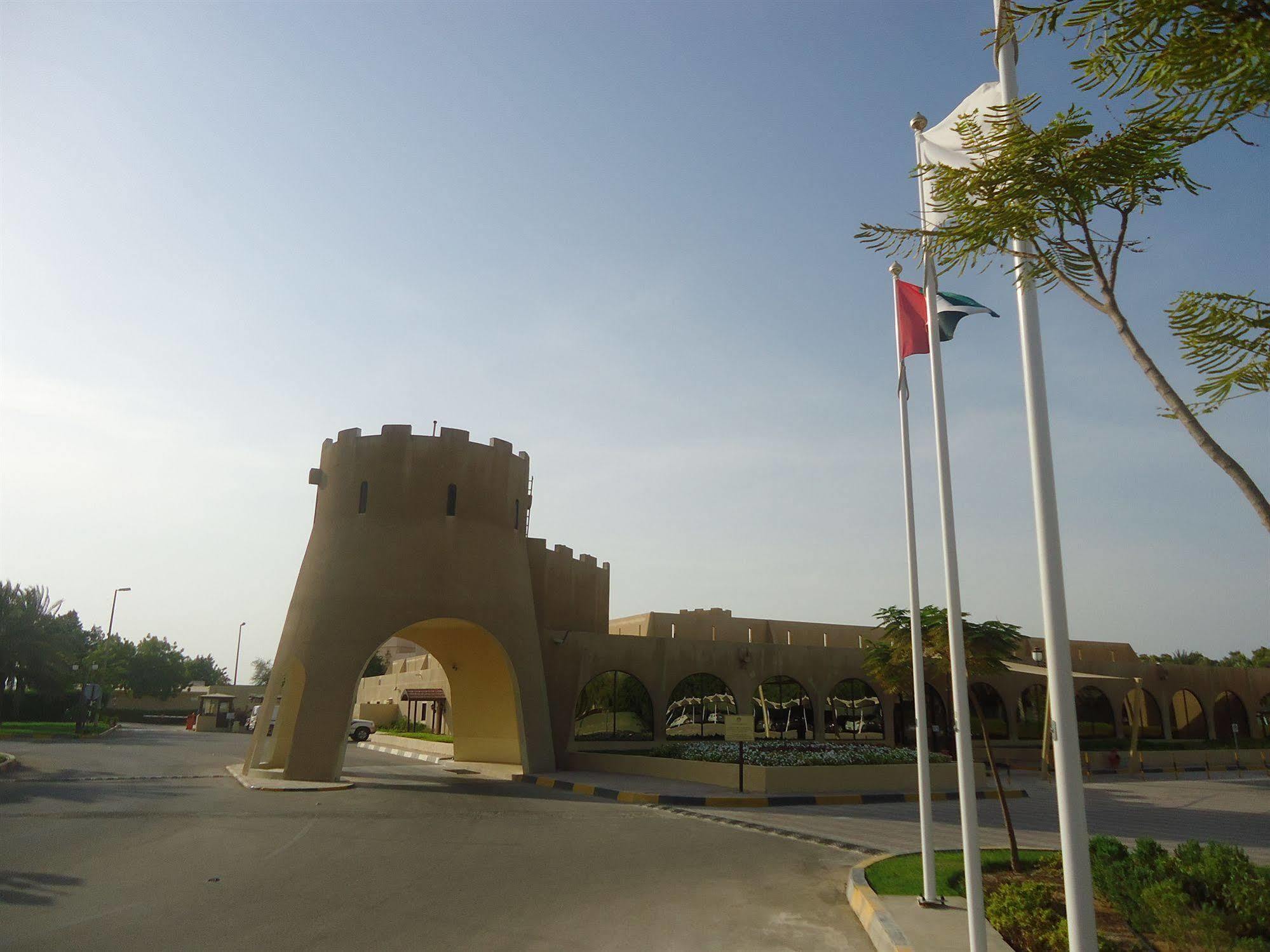 Dhafra Beach Hotel Jebel Dhanna Bagian luar foto